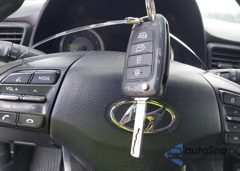 2019 Hyundai Veloster 2.0 z USA, uszkodzony, nr VIN KMHTG6AF5KU017950